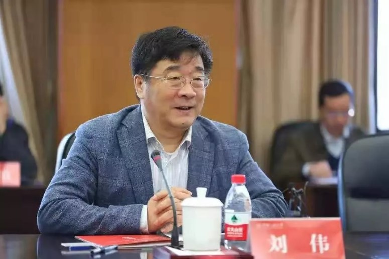劉偉.jpg